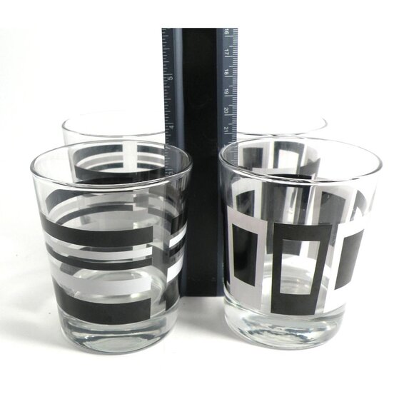 Set Of 4 VTG IKEA Godis Mid-Century Modern Glasses With Black & White Geometric - Picture 7 of 10